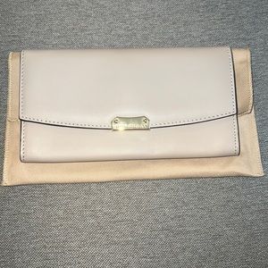 Burberry Leather Wallet-Authentic-NWT